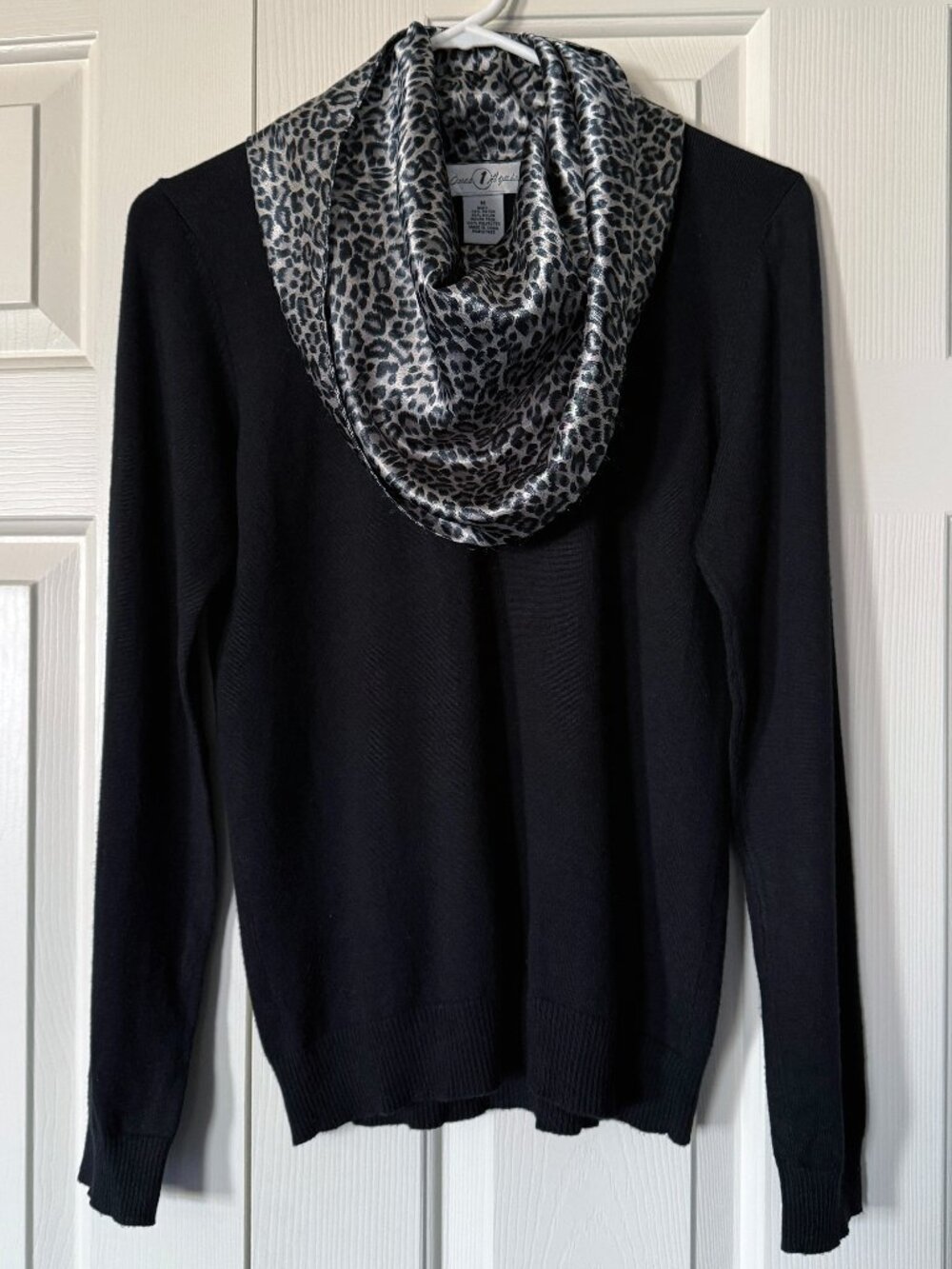 Once 1 Again Black Long Sleeve Cowl Neck Sweater Leopard Print Detail Size M